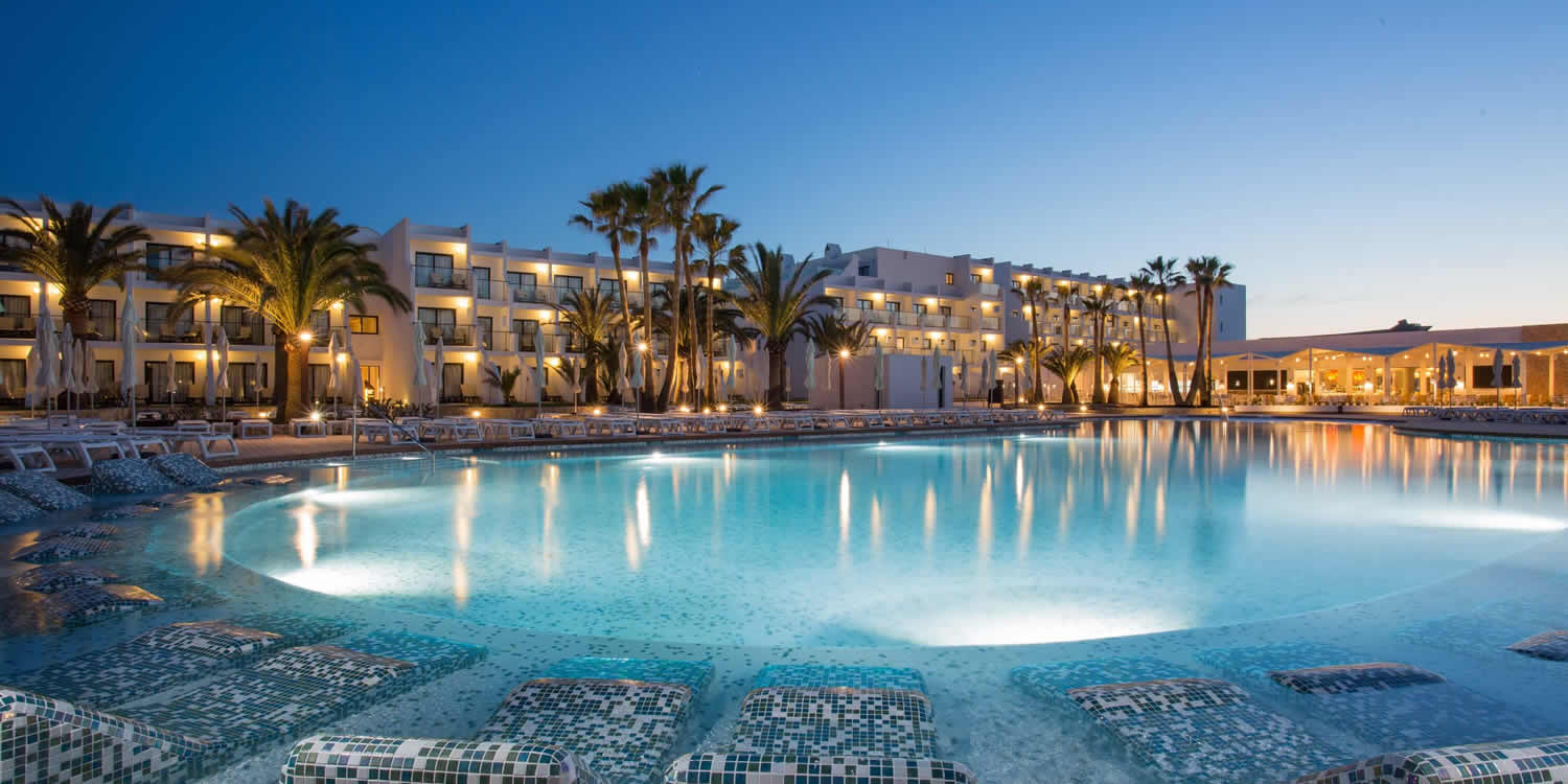 Grand Palladium White Island Resort & Spa